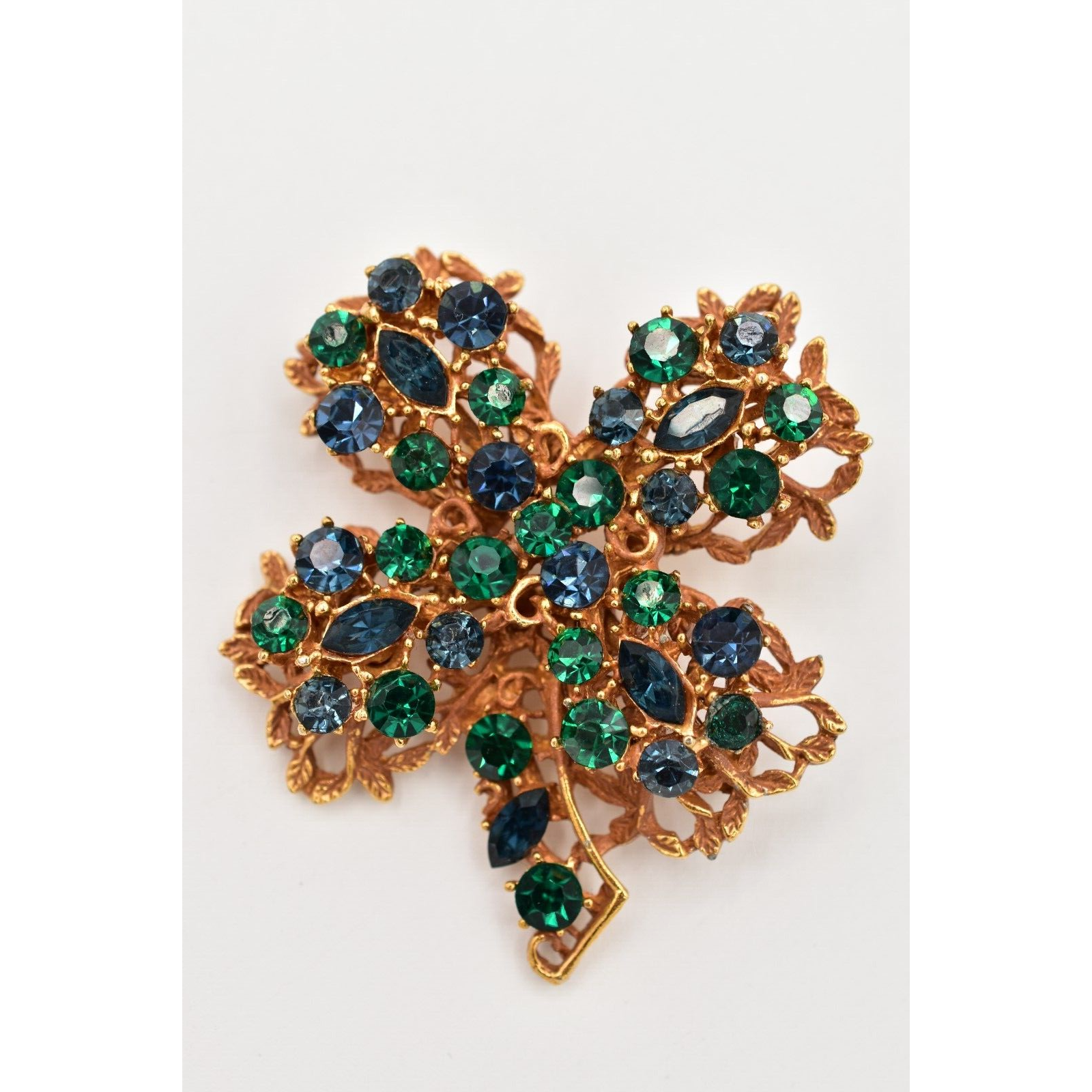 Bsk Vintage Crystal Clover Pin Brooch Green Blue Rhinestone Gold Signed Binbg 45$